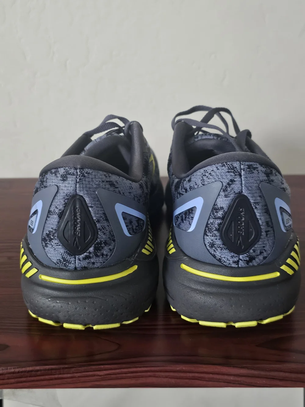 Men's Brooks Gray and Yellow Running Shoes with Cushion Support